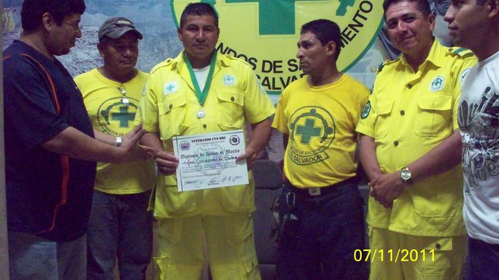 Comandos Given Award by Veterans of Green Cross