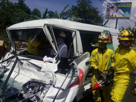 COMANDOS SECOURT UN JEUNE CONDUCTEUR