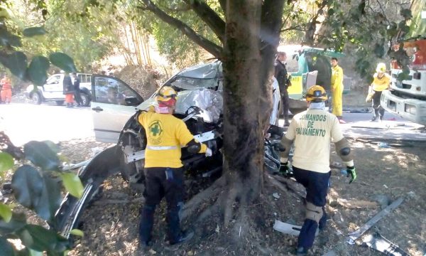 UN PÈRE ET SON FILS MEURENT DANS UN ACCIDENT
