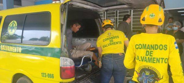 ONE DEAD AND FOUR INJURED IN CRASH