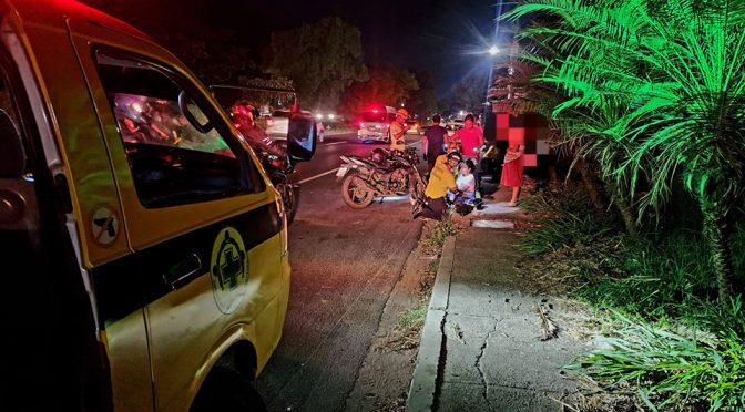 MOTOCICLISTA ATROPELLA A DOS PERSONAS EN QUEZALTEPEQUE